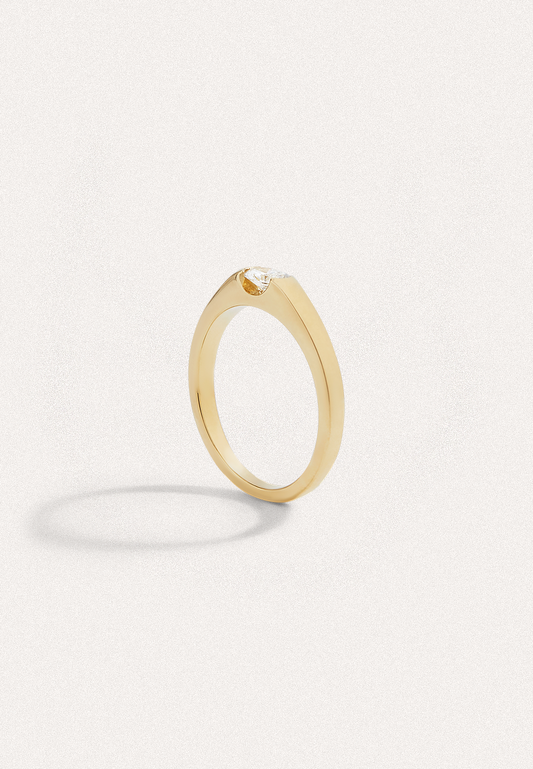 Ella Oval Diamond Ring