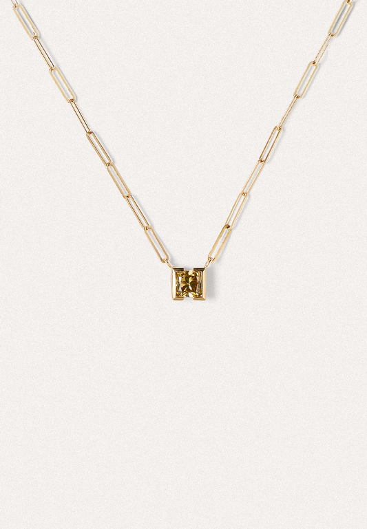 Chapter X — Solis Necklace with Brown-Yellowish Diamond