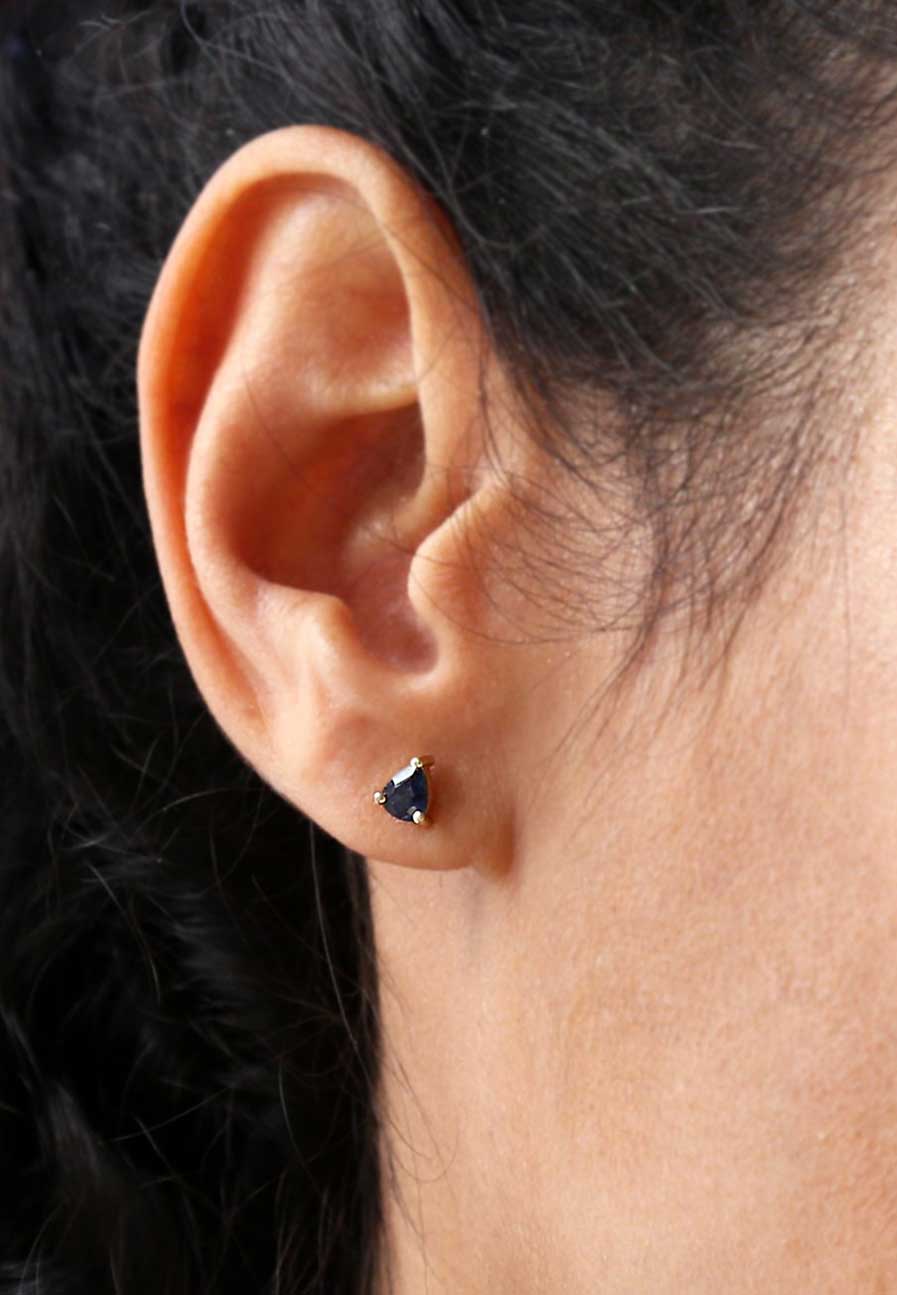 Sapphire Ear cuff Solid Gold Adriana Chede Jewellery